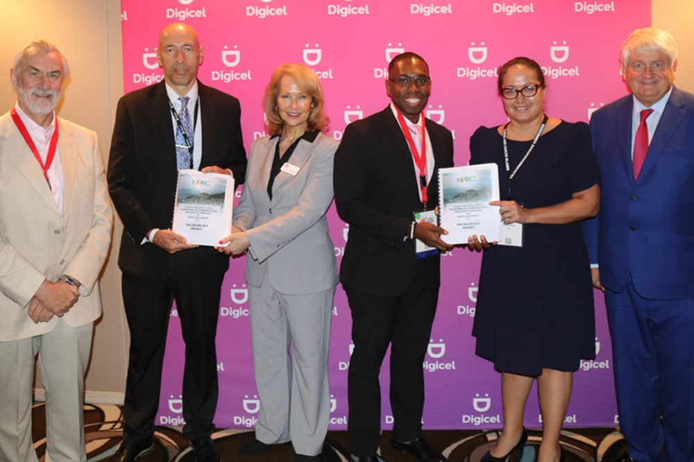 Digicel signs partnership with SVG