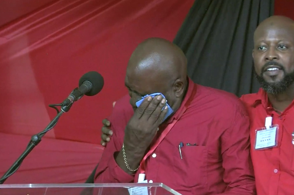 Telephone call to convention by ailing general secretary leaves party supporters emotional (+video)